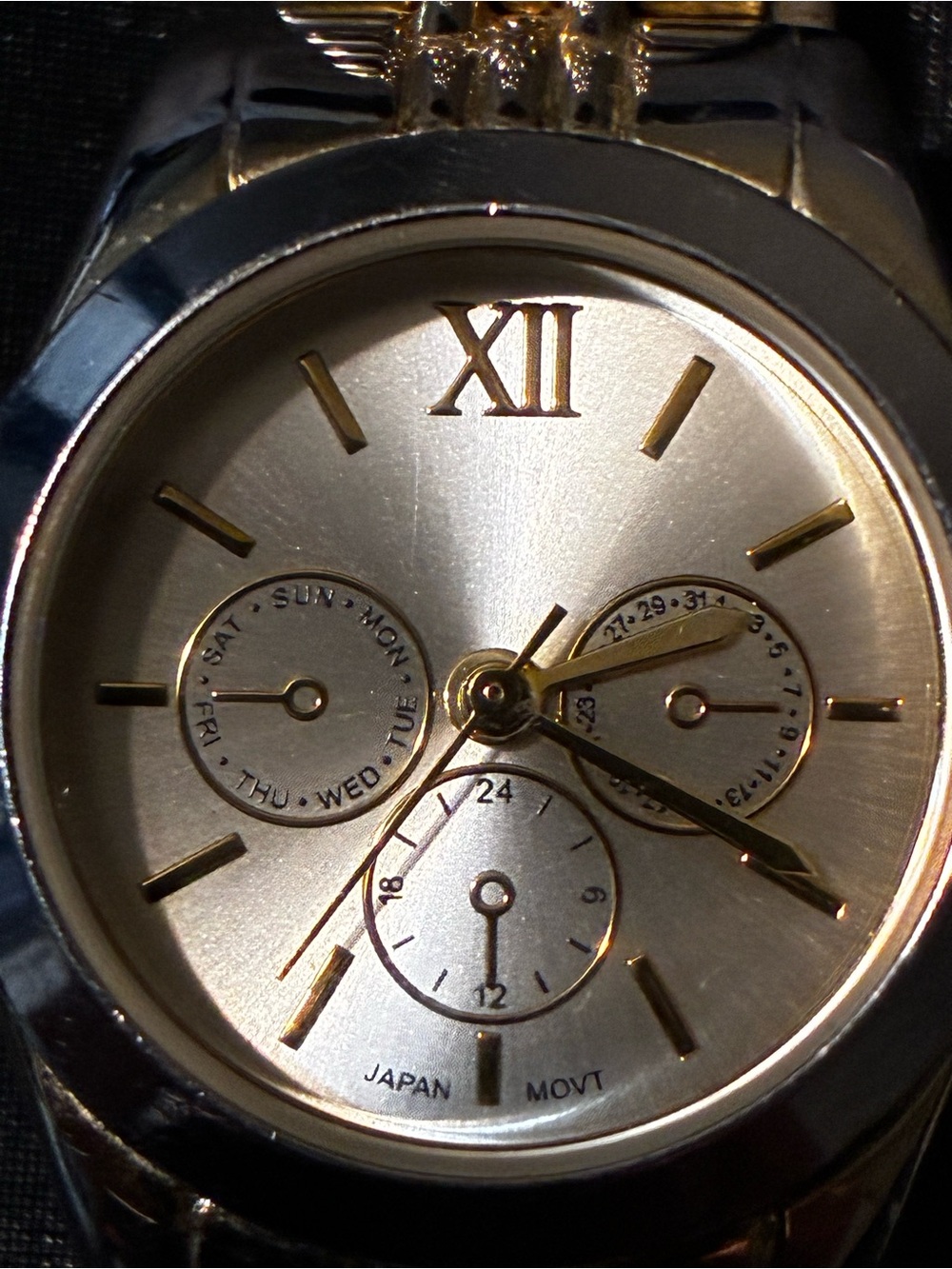 Gold-tone Quartz Fashion Watch - Gold